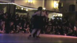 Ariadna Naveira y Fernando Sánchez en la Milonga Solidaria