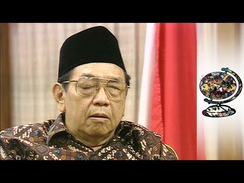 An Interview with Abdurrahman Wahid, President of Indonesia – Journeyman Pictures, 2001