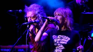 Robert Plant &amp; Chrissie Hynde - Bluebirds Over The Mountain - Royal Albert Hall - December 2017