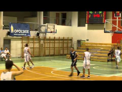 Koszykówka: AZS II Opole vs. PGKiM Ozimek [III liga 15.01.11r.]