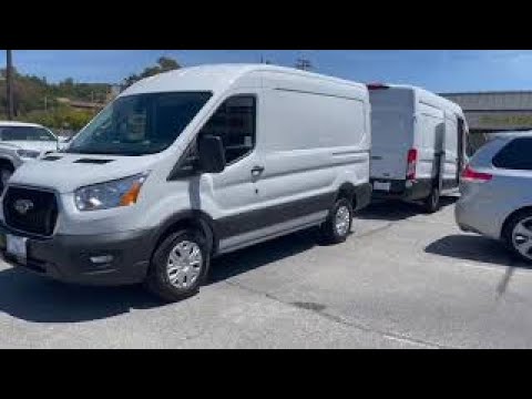 Ford Transit 130' WB vs 148' WB Transit-250 comparison