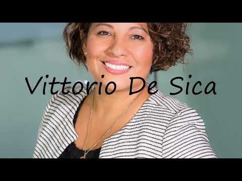 How to pronounce Vittorio De Sica in English?