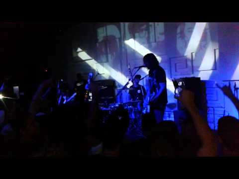 BULA - Armas de lado