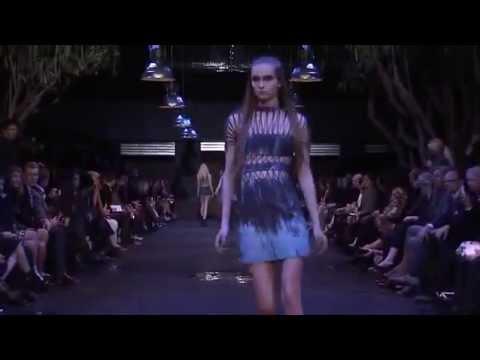 Versus Fall 2012/2013 Full Fashion Show