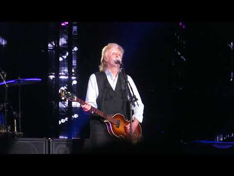 Paul McCartney - You Never Give Me Your Money She Came in Through the Bathroom Window(Brasilia 2023)