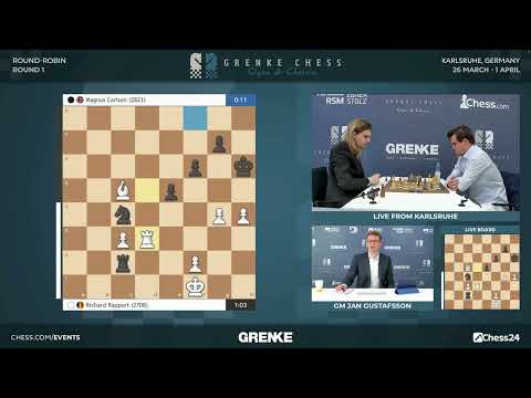 Magnus Carlsen BLUNDERS A PIECE