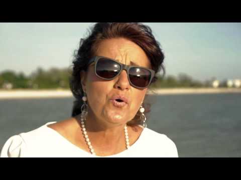 Simmerjûn van Marjan Giesing - Officiële videoclip