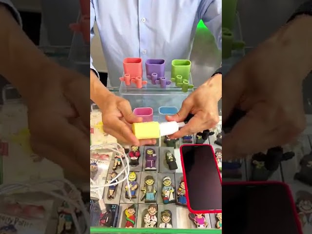 Vídeo relacionado con Offgridtec 0003-78114-20er - Protector de enchufes con mecanismo de giro (20 unidades) color blanco