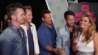 Parmalee Do the Super Secret Logger Handshake (and Dance) on the Red Carpet