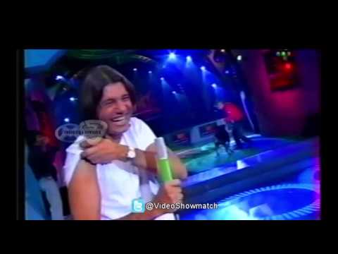 Perro rottweiler quiere comerse al Oso  Arturo(2003)