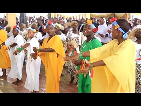 🎹Akaroruhore 😃🤣🎸: Raba Indirimbo za Noël ziryoshe caaaaaane. Wohora uraraba🎉🎉🎉