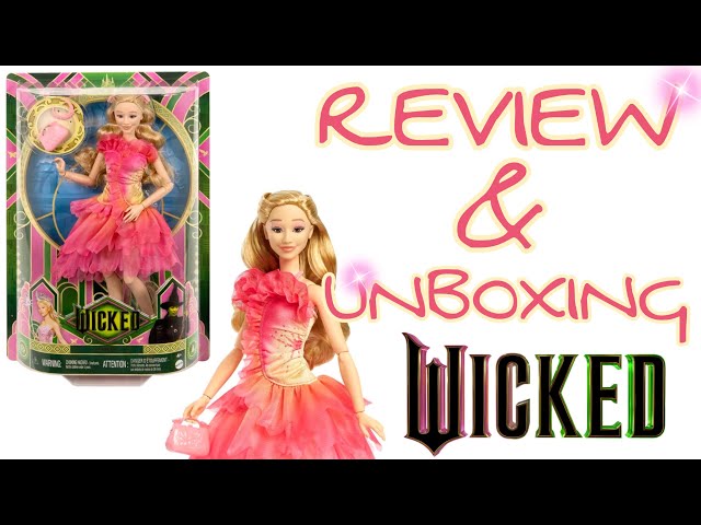 Vídeo relacionado con Mattel Universal Wicked Glinda - Muñeca de Moda y Accesorios con Cabello Rubio Peinado, Posibilidad y Aspecto de Uniforme Escolar extraíble