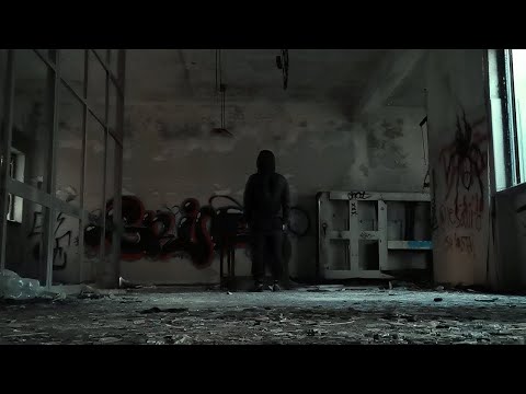 C'ERA QUALCUNO NEI SOTTERRANEI • Esplorazione manicomio abbandonato di Mombello (Spaventoso)