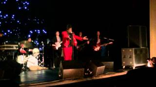 Charles Bradley & His Extraordinaires - Intro/Love Bug Blues