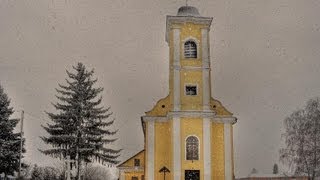 preview picture of video 'Kaposmérő faluközpont télen hóesésben'
