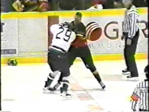 Adam Mair vs Tom Kostopoulos