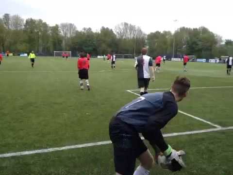 Victoria 1 (zo) vs. Laren 99 sv 1 (zo) 12-5-2013 15:14