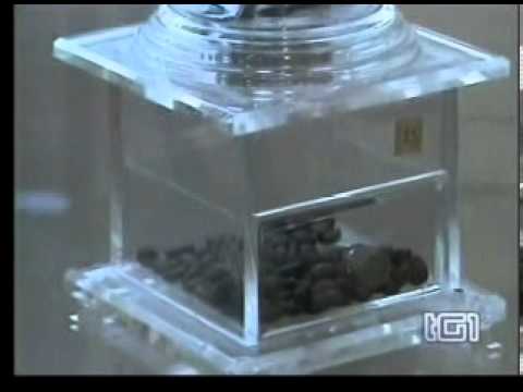 La faccia di siberika imballa lo splendore solubile di pelle Maschere per pelle intorno a occhi da un aloe