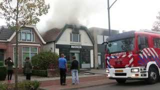 preview picture of video '2 gewonden bij brand Drachten'