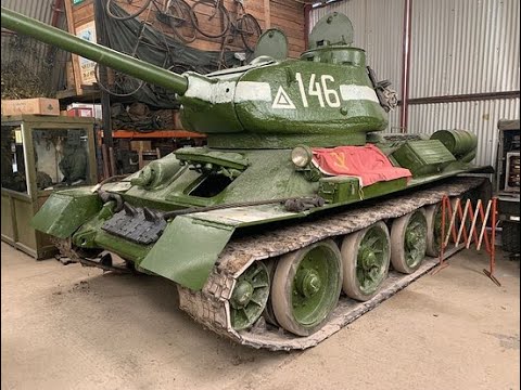 Walk Around T34/85 Tank