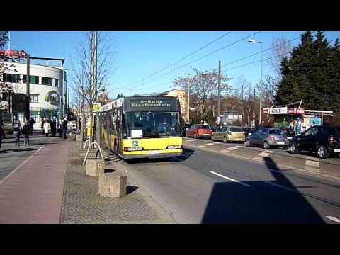 Neoplan-Bus von BEX auf dem Ringbahn-Ersatzverkehr in Berlin-Lichtenberg