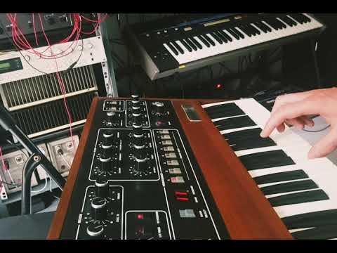 A very quick go on my Sequential Circuits Prophet 5 synthesizer