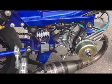 Custom 1980 Motobecane Mobylette 50v