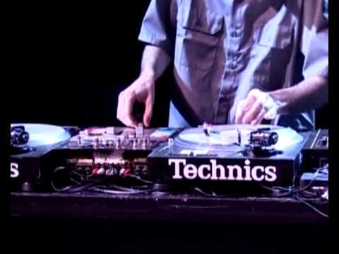 2004 - DJ Ego (Sweden) V Pfel (France) - DMC Battle For World Supremacy - Round 1 - Battle 2