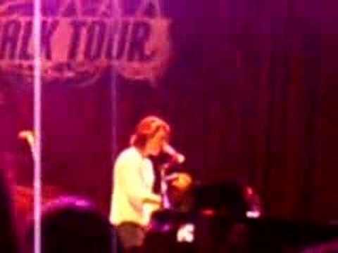 Hanson - San Diego - Encore - I've Never Been to Spain