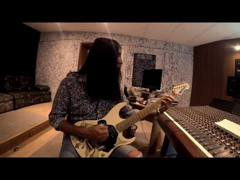 Paulo Barros-NeverTurnYourBack 2