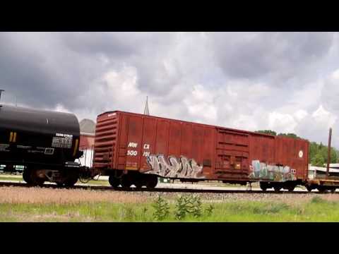 NS 35N @ LOGANSPORT, IN 6 8 14 NS 9414 NS 8992 BNSF 4719 NS 8914 NS 5315
