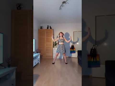 Lovelyz(러블리즈) - Ah-Choo short dance cover by Pauliina