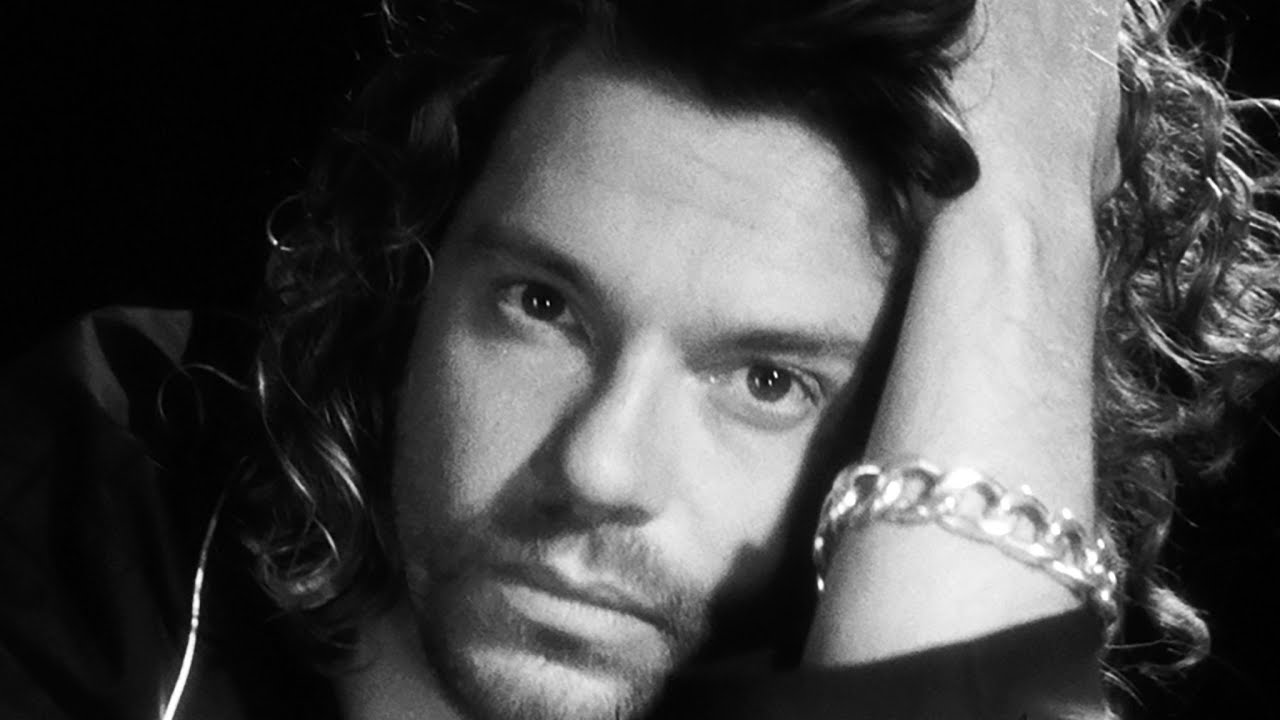 Michael Hutchence Funeral Service 1997 - Pt. 2 - YouTube