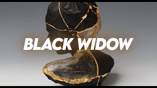 Kadr z teledysku Black Widow tekst piosenki AViVA & Besomorph