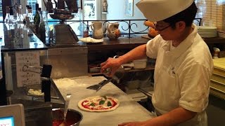 In Japan, Traditional Italian Pizza Is Tops