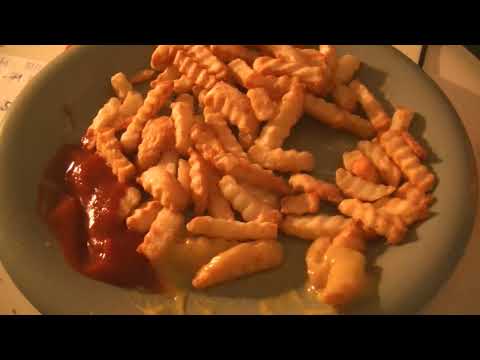 MongoTV_10483 - MIT NYTÅR 2023 - Del 12 - Spiser Pomfritter Nytår Midnat 2023