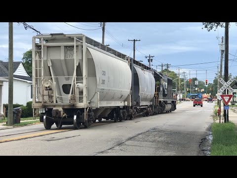 Female Engineer, Street Running Train Down The Center Of The Road! Franklin Ohio Local Freight Train