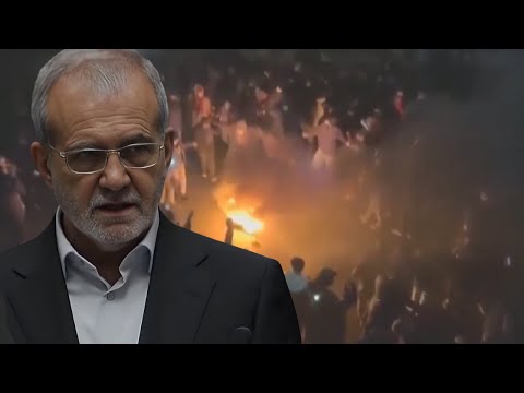 Neviđeni haos u Iranu: pale se džamije, nema interneta, ljudi ginu! Trump: „Podržavam proteste!“