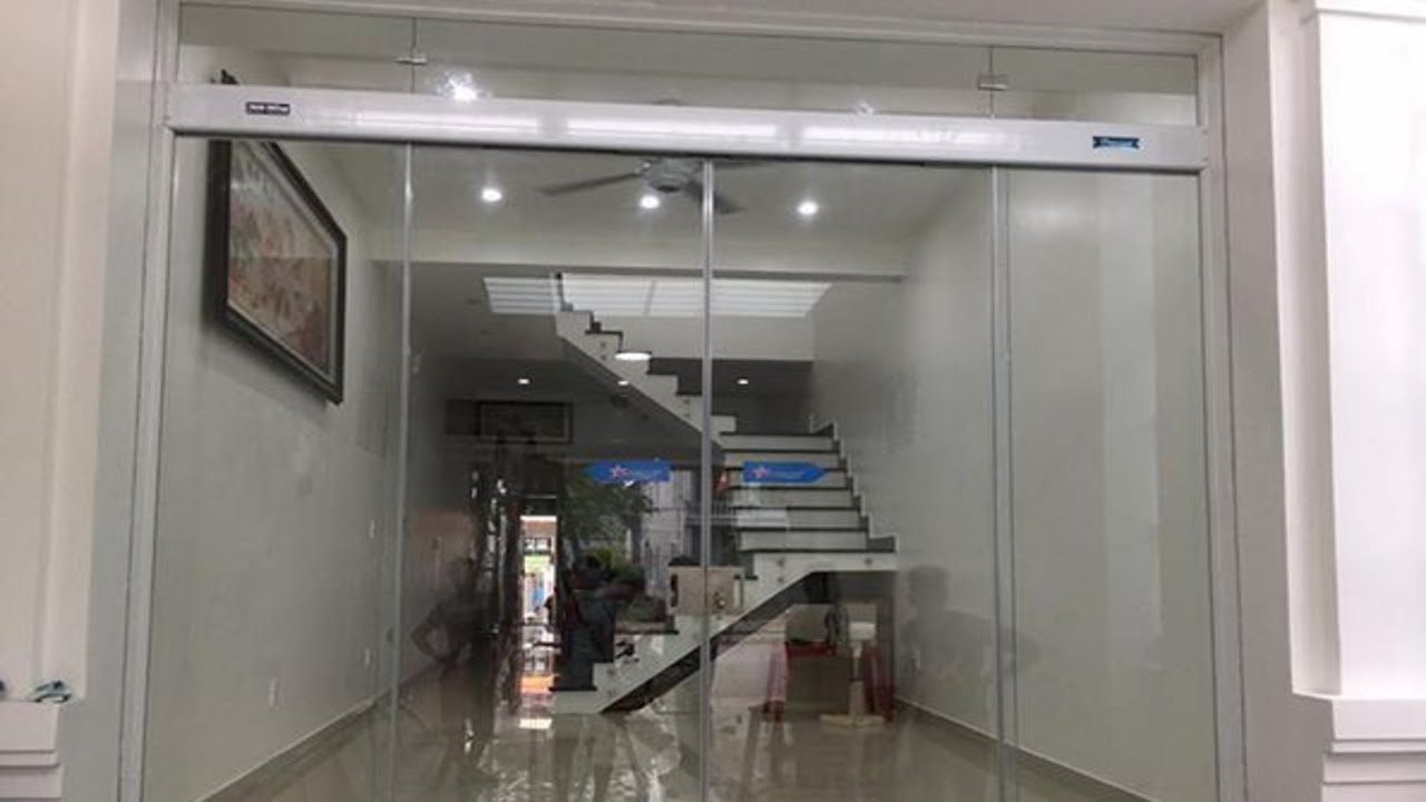Cửa Kính Cường Lực Mở Lùa 2 Cánh