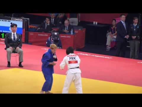 An Kum Ae (PRK) vs Sophie Cox (GBR) - Judoka (Judo) - London 2012 Olympic Games