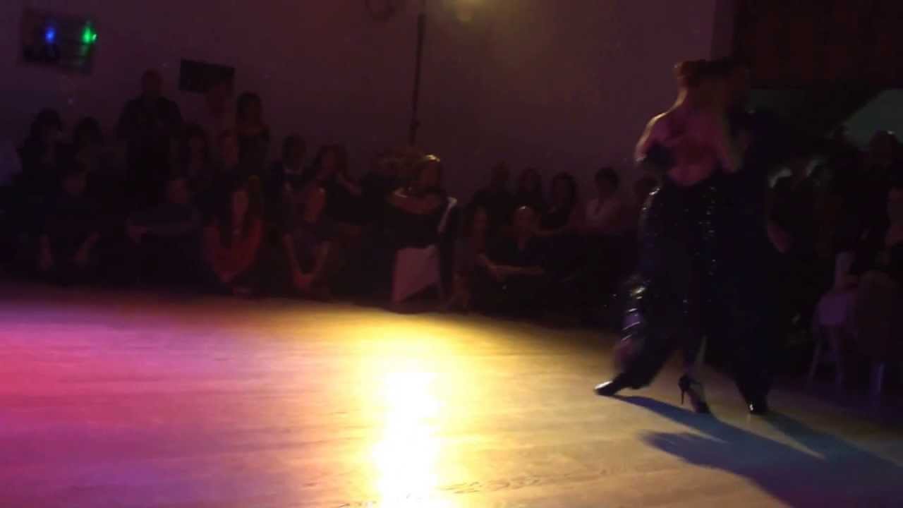 1/4 Martina Waldman y Jose Fernandez 2013 Porto . Portugal