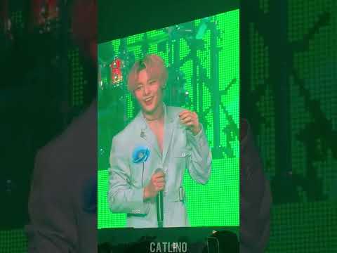 STAY sing “Waiting For Us” Fancam in Jakarta 121122