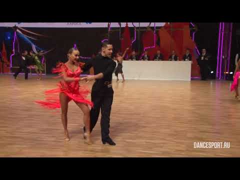 Timur Imametdinov - Nina Bezzubova GER | Samba | 1/2 WDSF World Open Latin - Moscow 2018