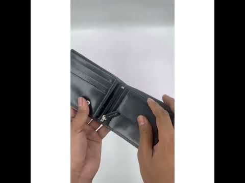Male zip style black leather wallet, card slots: 6