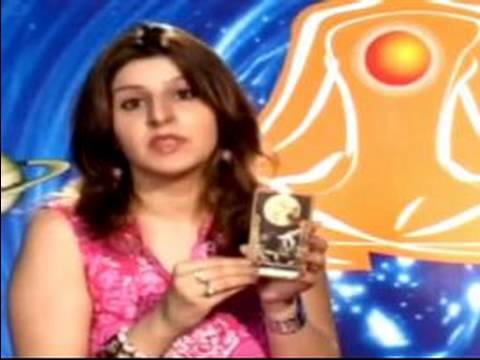 How to Read Tarot Cards : The Meaning of the Moon Tarot Card