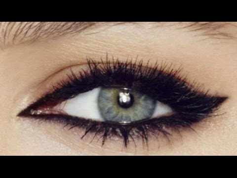 Il hypostasis sotto un occhio che fare e le acque Kocostar un idrogel di maschera per pelle intorno a occhi