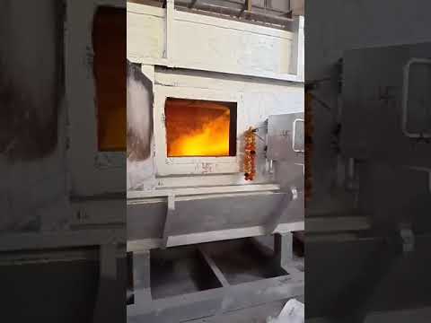 Aluminium Melting Crucible Furnace Size :- 50 Kg , 100 Kg , 200 Kg, 300 Kg 500 Kg