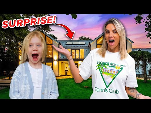 I SURPRISED my Family with a Holiday House!