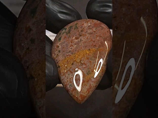 حجر جاسبر طبيعي حجم راهي مفحوص بشهادة مختبر