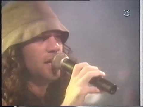 הדג נחש - הופעה במועדון התיאטרון ת״א